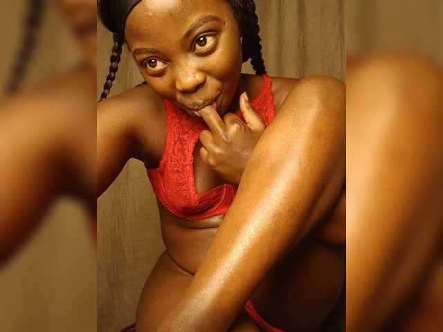 Chocolateboo598 live cam on BongaCams
