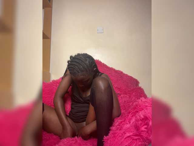 Chocolateboo598 live cam on BongaCams