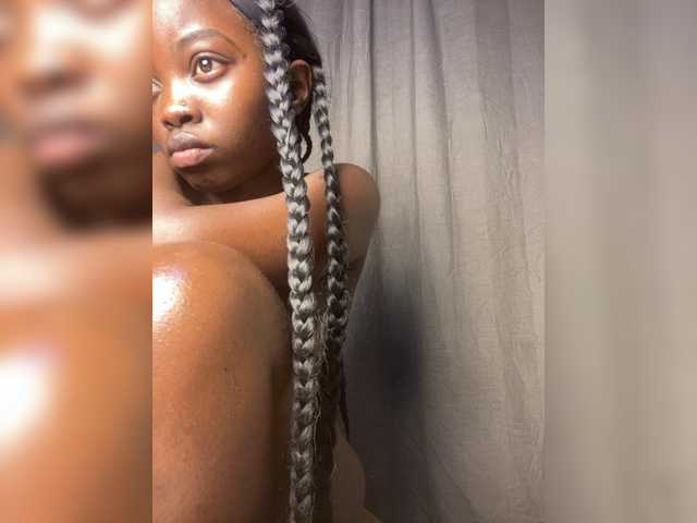 Chocolateboo598 live cam on BongaCams