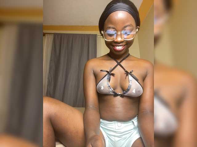 Chocolateboo598 live cam on BongaCams