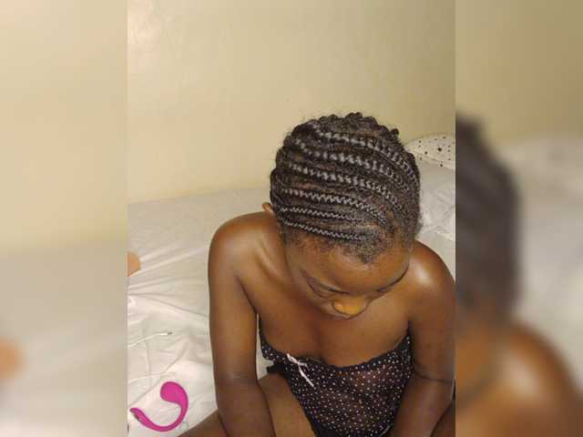 Chocolateboo598 live cam on BongaCams