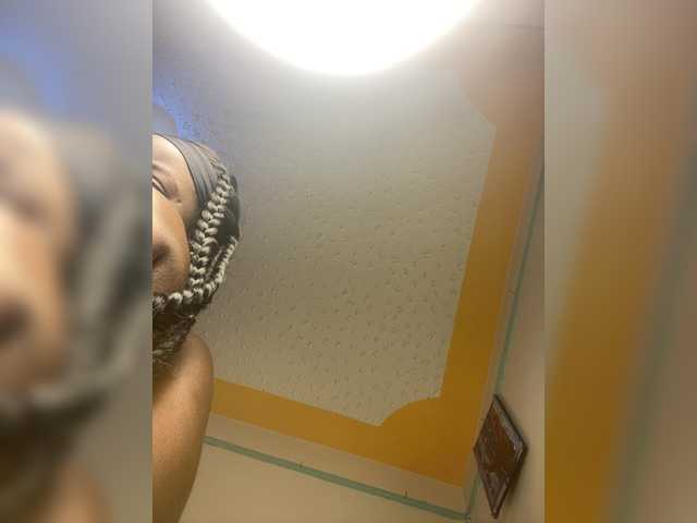 Chocolateboo598 live cam on BongaCams