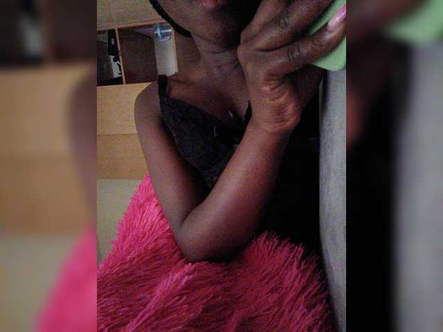 Chocolateboo598 live cam on BongaCams
