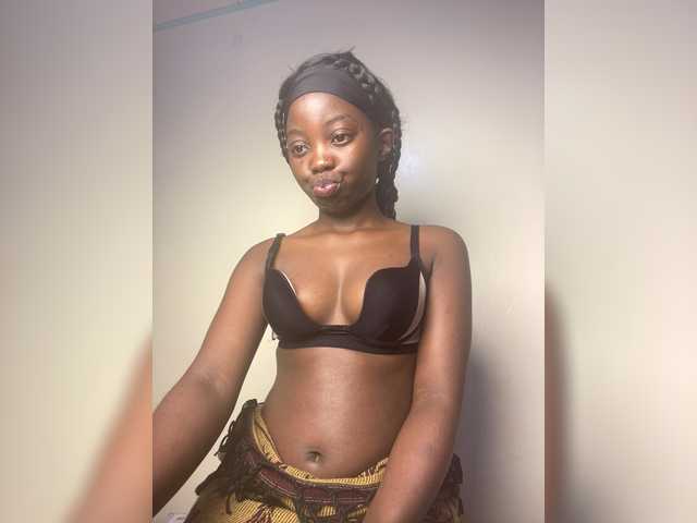 Chocolateboo598 live cam on BongaCams