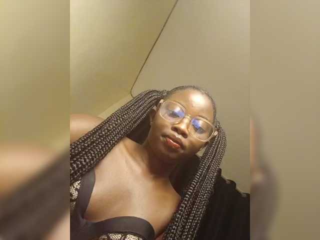 Chocolateboo598 live cam on BongaCams
