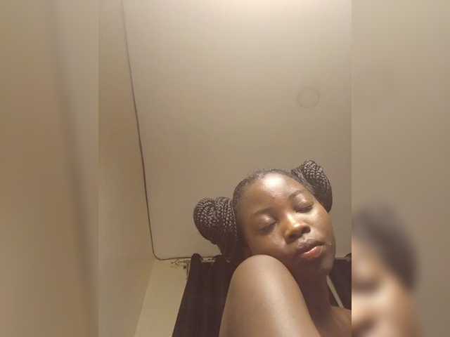 Chocolateboo598 live cam on BongaCams