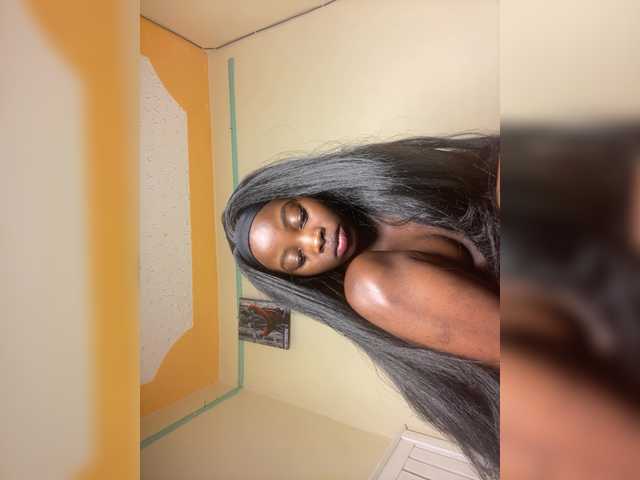 Chocolateboo598 live cam on BongaCams