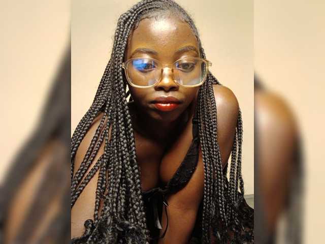 Chocolateboo598 live cam on BongaCams