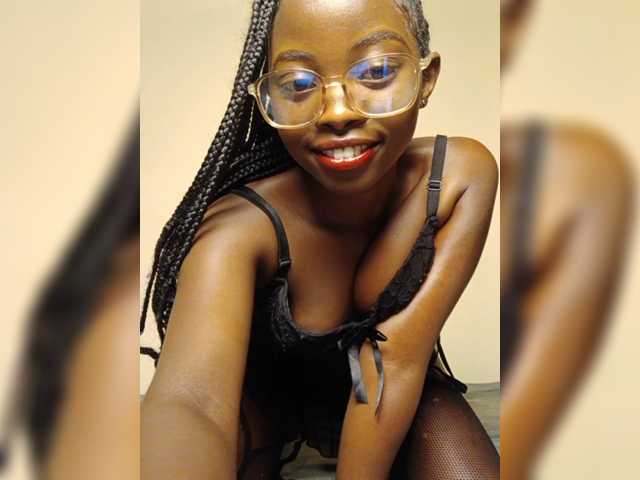 Chocolateboo598 live cam on BongaCams