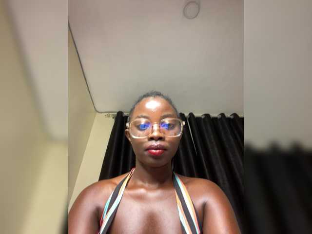 Chocolateboo598 live cam on BongaCams