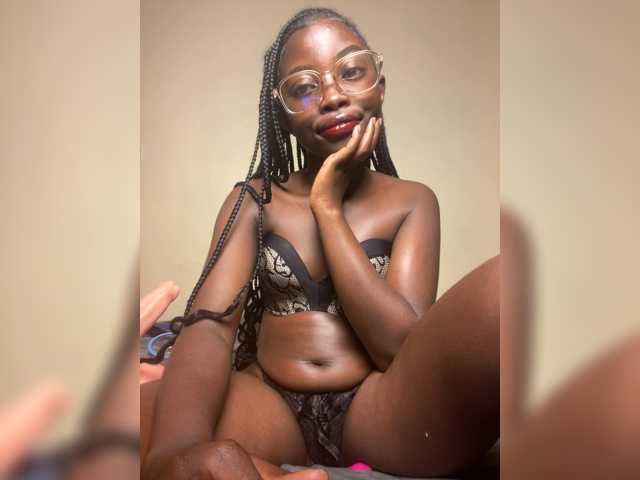 hotpetite555