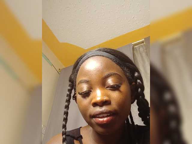 Chocolateboo598 live cam on BongaCams