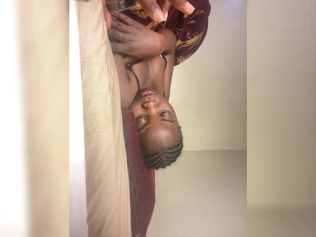 Chocolateboo598 live cam on BongaCams