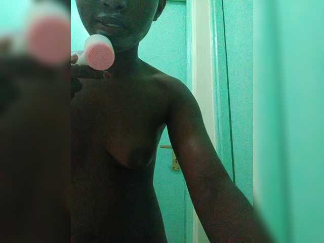 Chocolateboo598 live cam on BongaCams