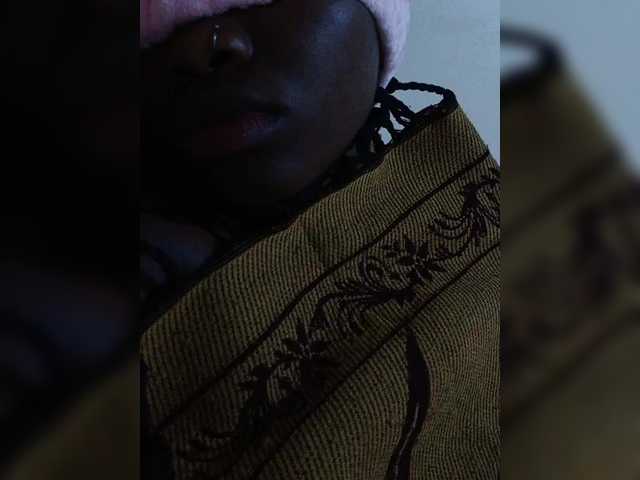 Chocolateboo598 live cam on BongaCams
