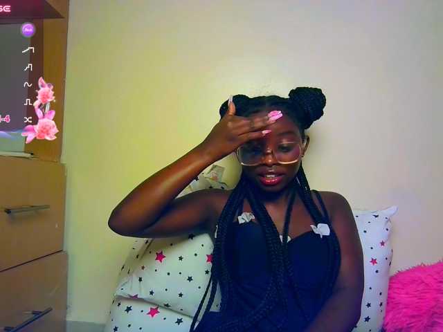 Chocolateboo598 live cam on BongaCams
