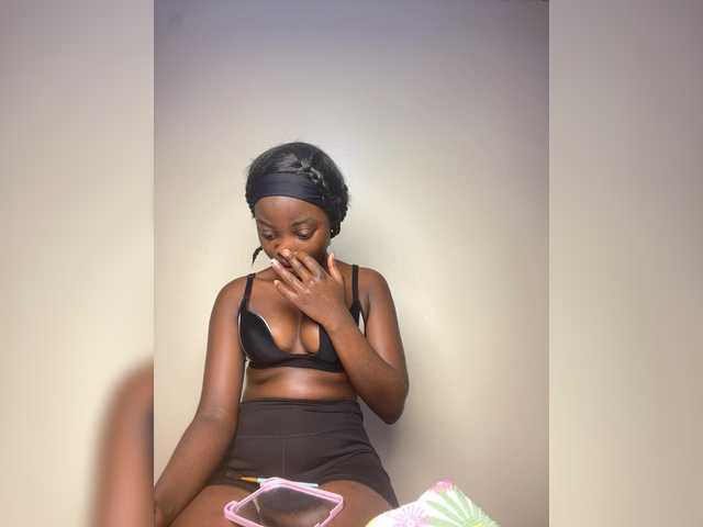 Chocolateboo598 live cam on BongaCams