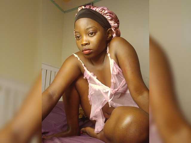 Chocolateboo598 live cam on BongaCams