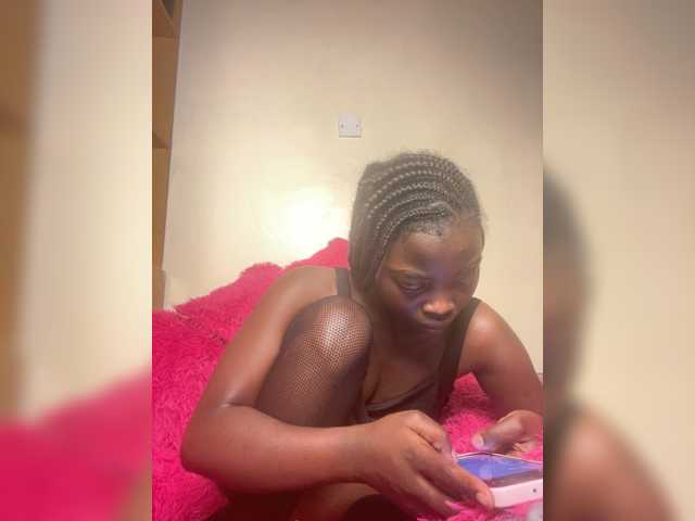Chocolateboo598 live cam on BongaCams