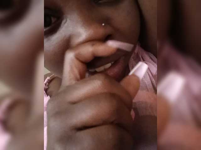 Chocolateboo598 live cam on BongaCams