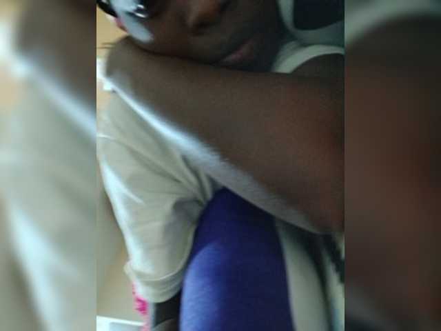 Chocolateboo598 live cam on BongaCams
