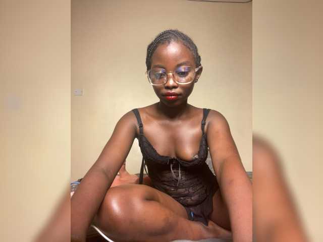 hotpetite555