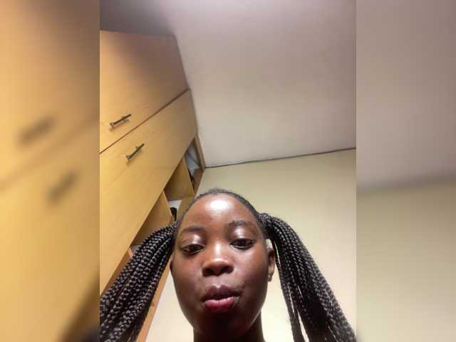Chocolateboo598 live cam on BongaCams