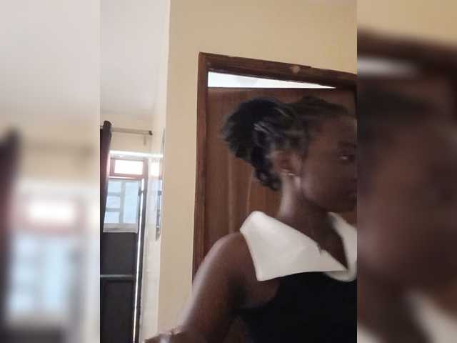 Chocolateboo598 live cam on BongaCams