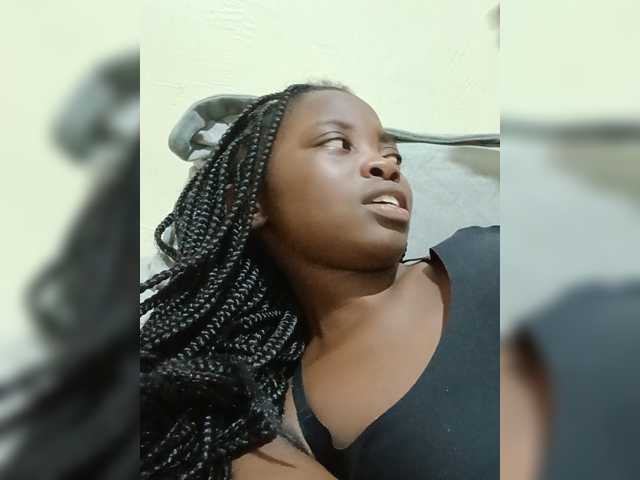 Chocolateboo598 live cam on BongaCams