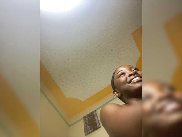Chocolateboo598 live cam on BongaCams