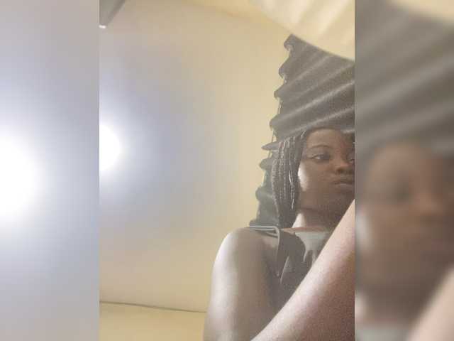 Chocolateboo598 live cam on BongaCams