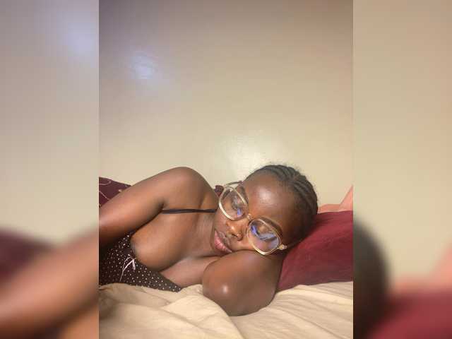 Chocolateboo598 live cam on BongaCams