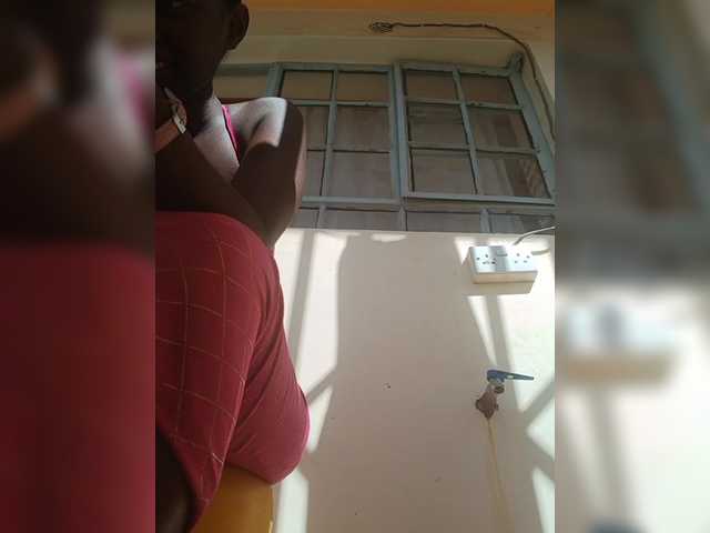 Chocolateboo598 live cam on BongaCams