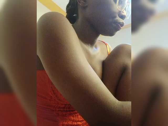 Chocolateboo598 live cam on BongaCams