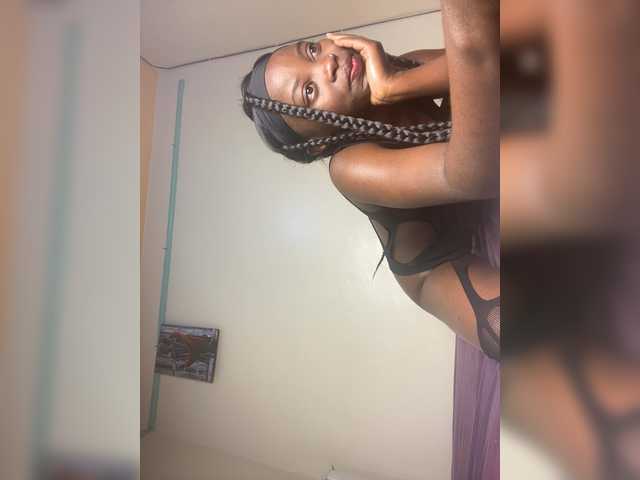 Chocolateboo598 live cam on BongaCams