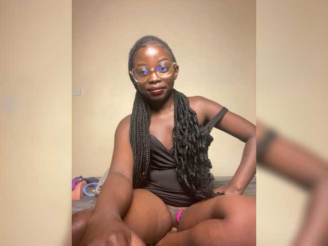 Chocolateboo598 live cam on BongaCams