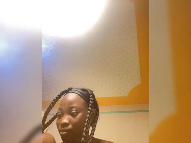 Chocolateboo598 live cam on BongaCams