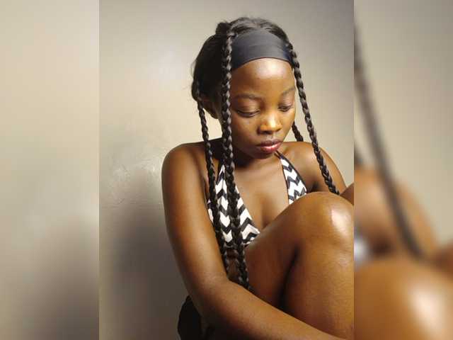 Chocolateboo598 live cam on BongaCams
