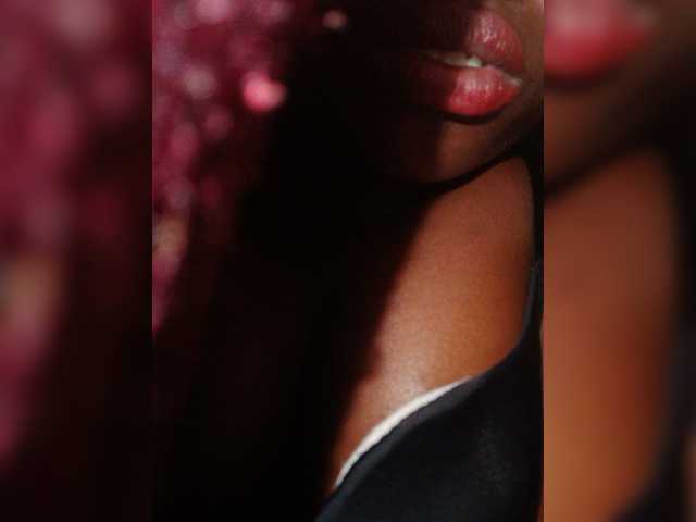 Chocolateboo598 live cam on BongaCams