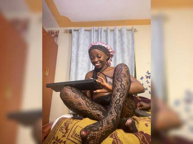 Chocolateboo598 live cam on BongaCams