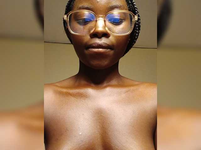 Chocolateboo598 live cam on BongaCams