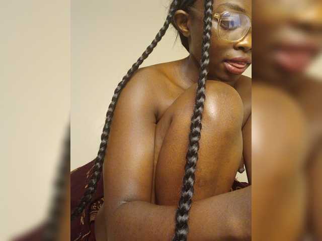 Chocolateboo598 live cam on BongaCams