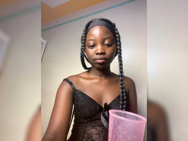 Chocolateboo598 live cam on BongaCams