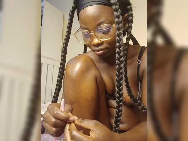 Chocolateboo598 live cam on BongaCams