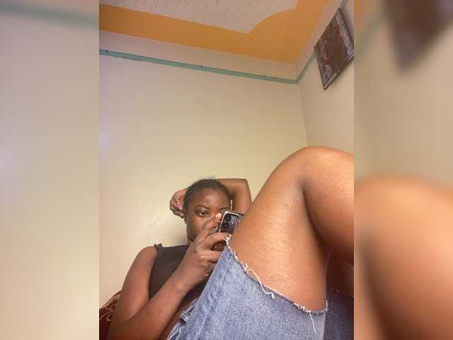 Chocolateboo598 live cam on BongaCams