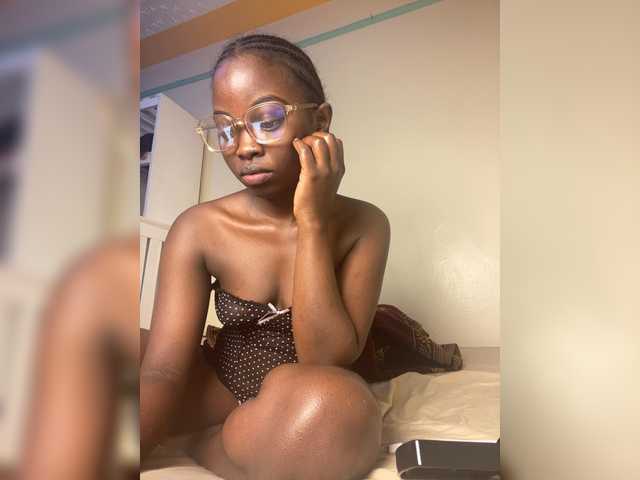 Chocolateboo598 live cam on BongaCams