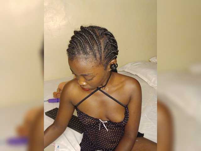 Chocolateboo598 live cam on BongaCams