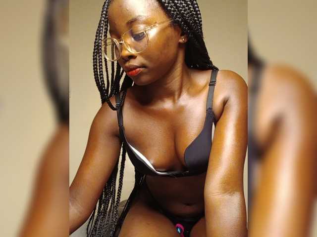 Chocolateboo598 live cam on BongaCams