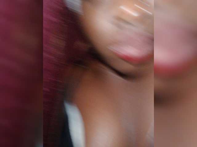 Chocolateboo598 live cam on BongaCams