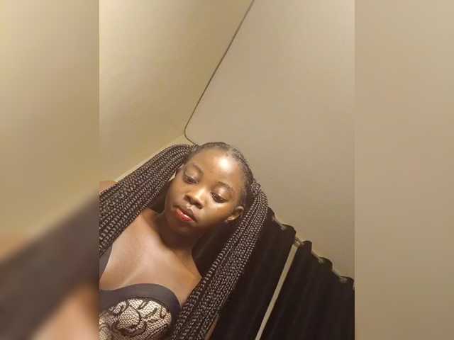 Chocolateboo598 live cam on BongaCams